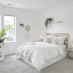Chambre de bonne rénovée avec budget limité et décoration moderne